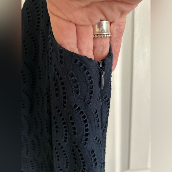 ❤️ 3/$15❤️ Lord & Taylor eyelet dress 100% cotton - Picture 4 of 10